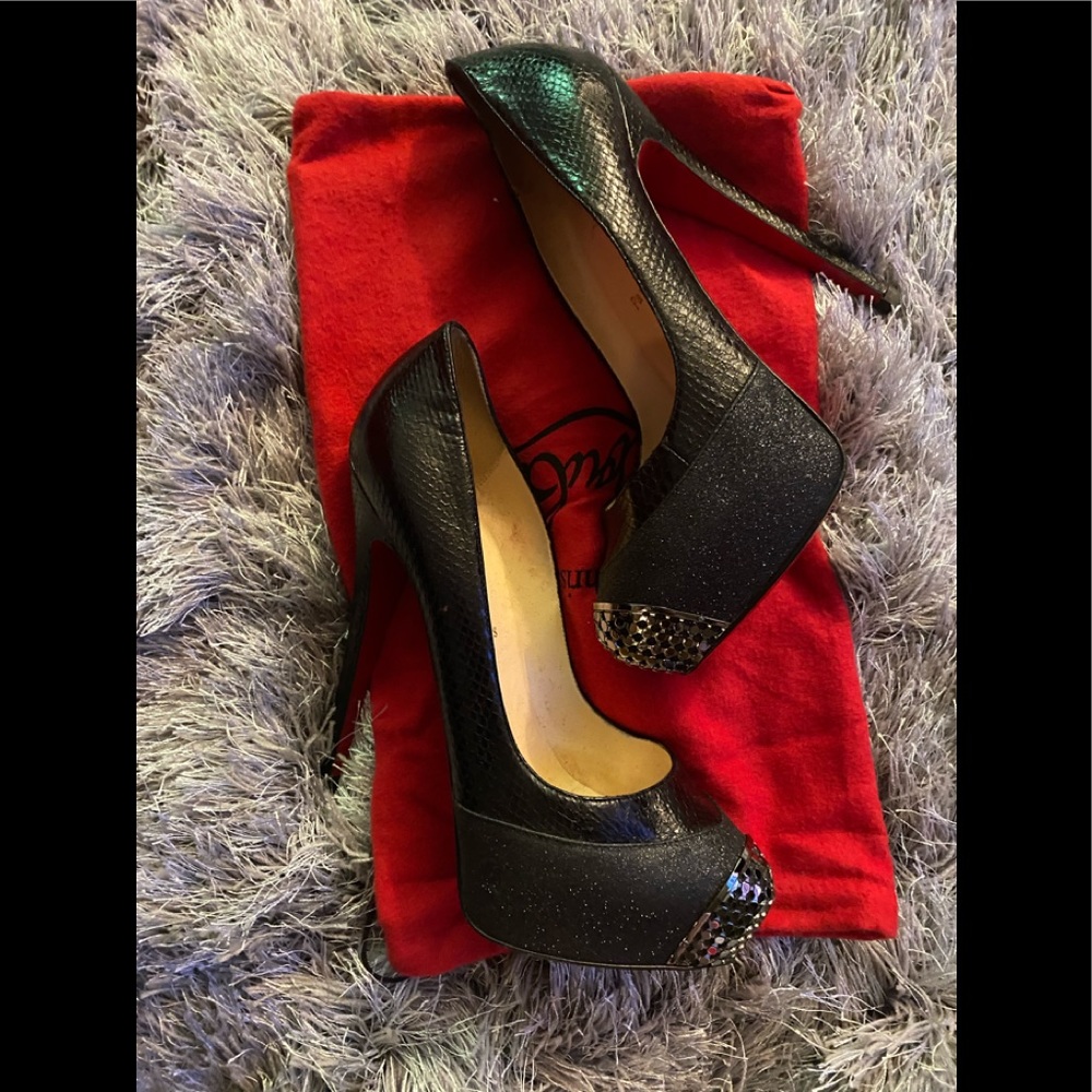 Christian Louboutin Pumps